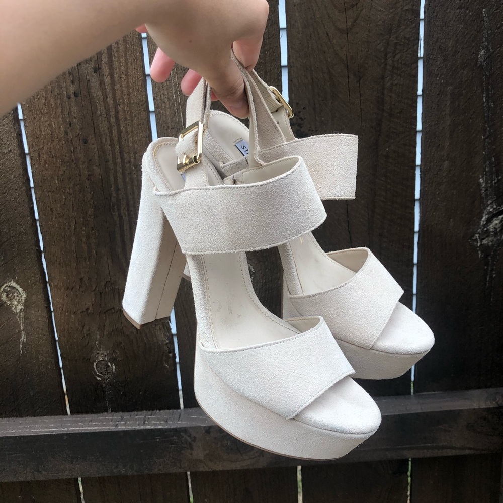 Steve Madden Nude Block Heel